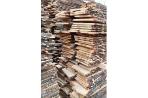 Board oak dry not edged 30 mm long 3000*30 mm, 2000*30 mm, 1500*30 mm.