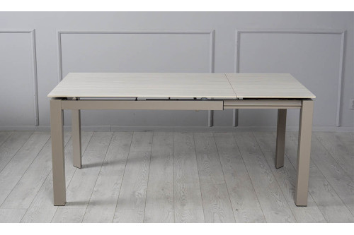 Стіл ЛАРС беж мат 1200/1700×750 бежеві ноги