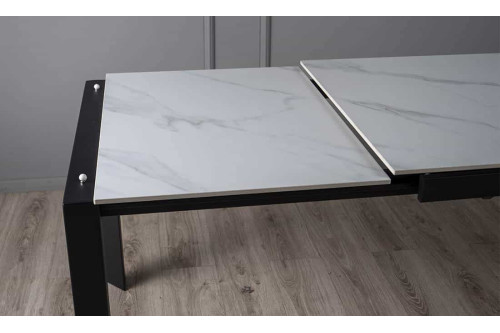 Стіл ЛАРС білий мат 1200/1700×750 чорні ноги