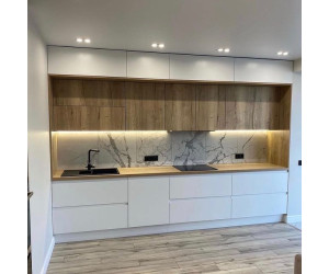 Мебель корпусная для кухни № 1122 крашеные МДФ фасады с интегрированной ручкой  