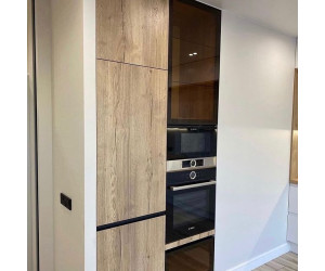 Мебель корпусная для кухни № 1122 крашеные МДФ фасады с интегрированной ручкой  