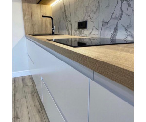 Мебель корпусная для кухни № 1122 крашеные МДФ фасады с интегрированной ручкой  