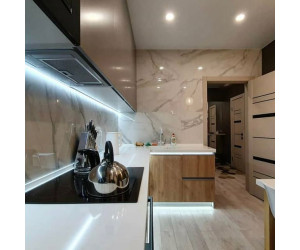 Мебель корпусная для кухни № 1142 крашеные МДФ фасады  с интегрированной ручкой 