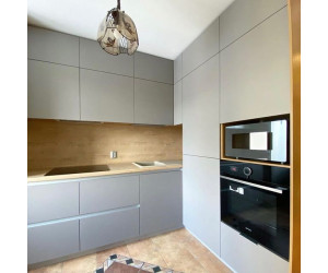 Мебель корпусная для кухни № 1149 крашеные МДФ фасады с интегрированной ручкой 