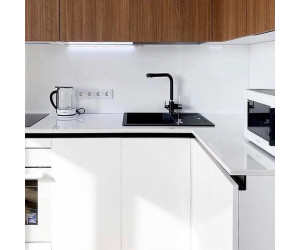 Мебель корпусная для кухни № 1157 крашеные и шпонированные фасады МДФ 