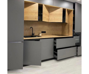 Мебель корпусная для кухни № 1162 крашеные и шпонированные фасады МДФ