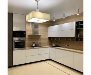 Меблі корпусні для кухні № 1165 фарбовані і шпоновані фасади 