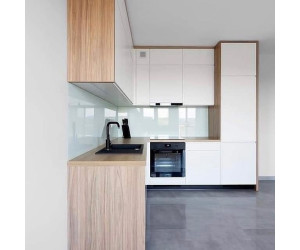 Мебель корпусная для кухни № 1170 крашеные МДФ фасады  с интегрированной ручкой 