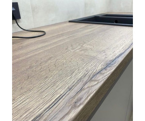 Мебель корпусная для кухни № 1172 крашеные МДФ фасады  с интегрированной ручкой 