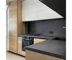 Мебель корпусная для кухни № 1118  нижние фасады из ДСП верхние акриловые глянцевые фасады 