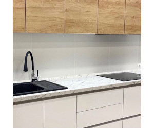 Мебель корпусная для кухни № 1185 крашеные и шпонированные МДФ фасады с интегрированной ручкой