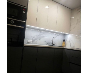 Мебель корпусная для кухни № 1186 крашеные МДФ фасады с интегрированной ручкой