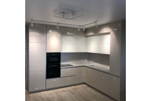 Мебель корпусная для кухни № 1189 крашеные МДФ фасады с интегрированной ручкой 