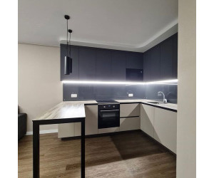 Мебель корпусная для кухни № 1190 крашеные МДФ фасады с интегрированной ручкой 