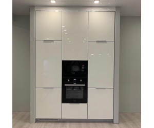 Мебель корпусная для кухни № 1444 крашеные МДФ фасады с  эффектом Super глянец 