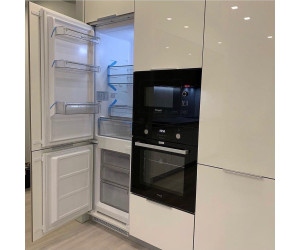 Мебель корпусная для кухни № 1444 крашеные МДФ фасады с  эффектом Super глянец 