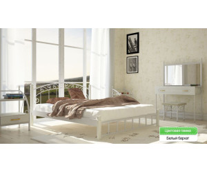 Кровать из металла Afin  арт 130420 на деревянных ножках 